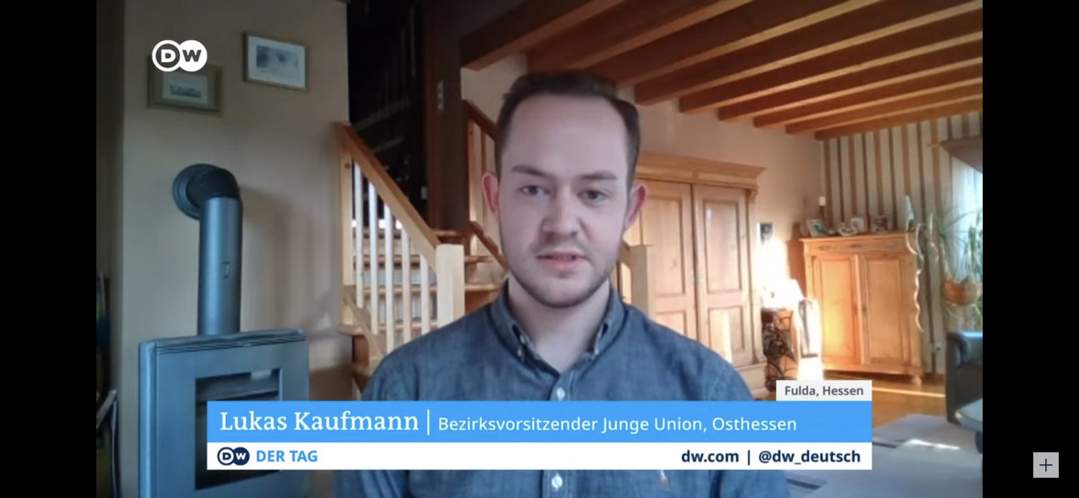 Interview von Deutsche Welle TV mit Lukas Kaufmann von der Jungen Union Osthessen zum Dienstpflicht-Vorsto von Verteidigungsminister Pistorius (Screenshot)
